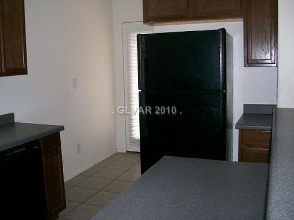 4th image of 4096 Morning Peace St