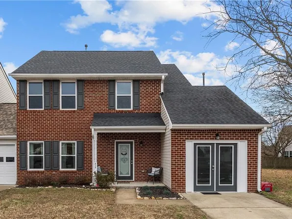 819 John Rolfe Dr, Smithfield, VA 23430