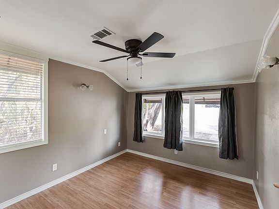 5th image of 409 Jagoe St