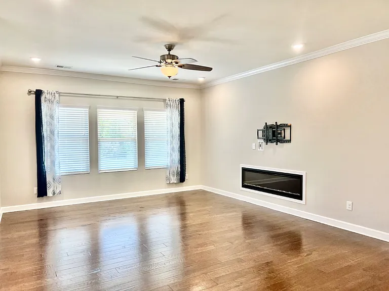 2108 Poplar Ridge Dr — Photo 13