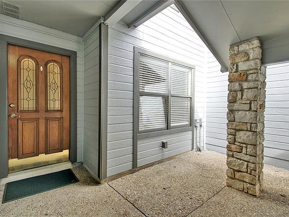 3rd image of 8910 Mount Bartlett Dr