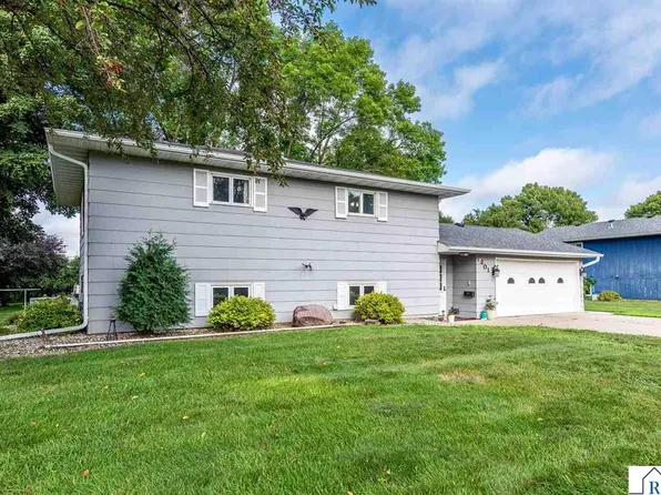 201 Park Ave N, Vernon Center, MN 56090