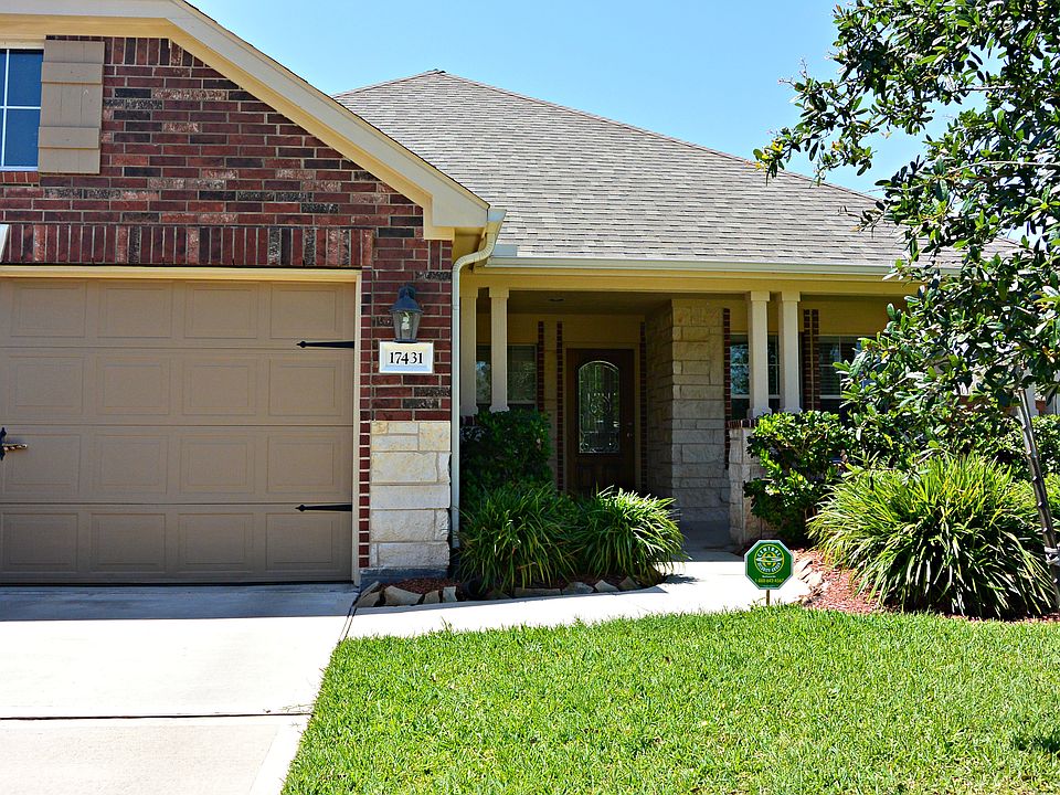 1st image of 17431 Woodfalls Ln