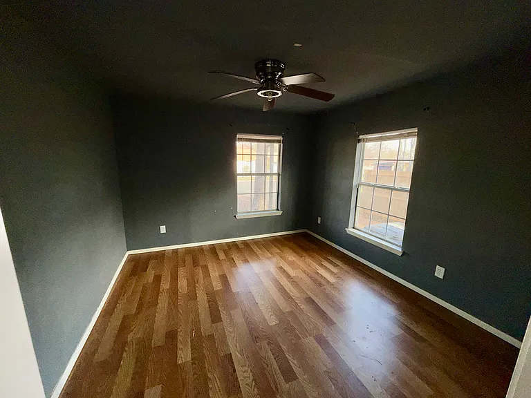 2522 W Clarendon Dr — Photo 14