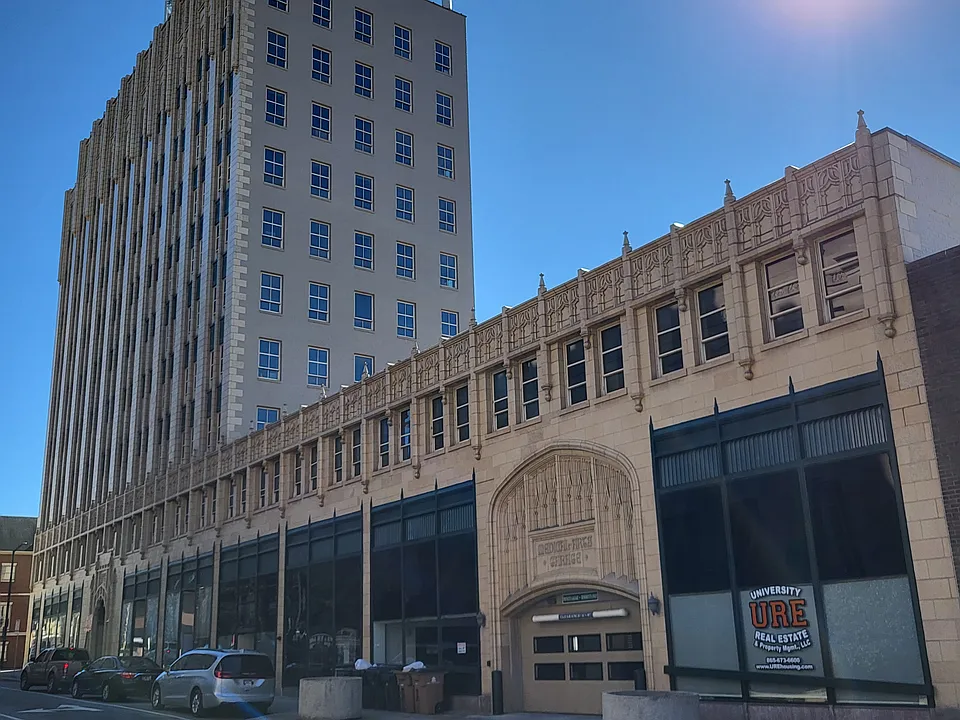 600 W Main St #605