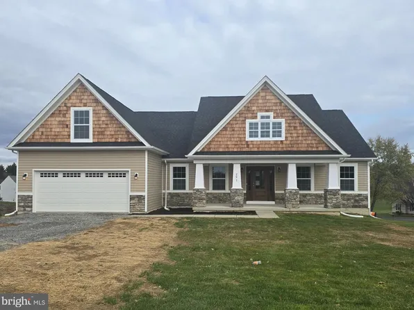 291 Veronica Ln, Charles Town, WV 25414