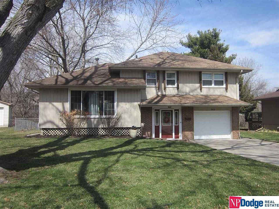 1st image of 9016 Lakeview Dr