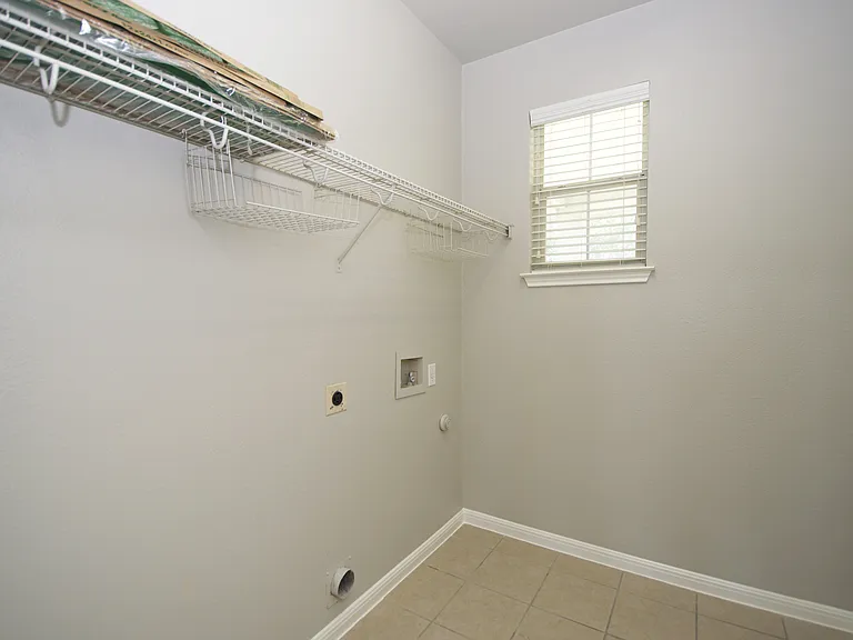6800 Cromarty Ln — Photo 19