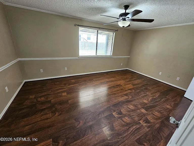 8176 Kilwinning Ln — Photo 9