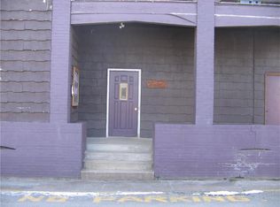 125 1st St, Smithton, PA 15479