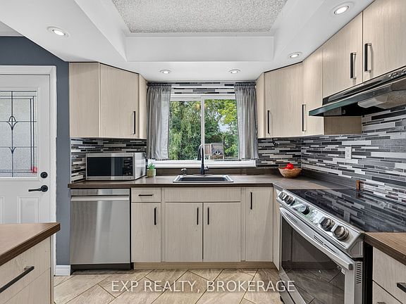4th image of 44 Lennox St