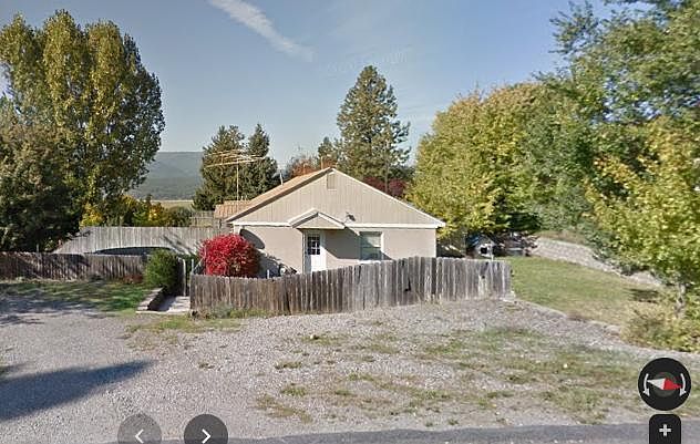 2nd image of 975 N Elm St
