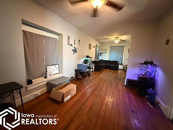 5th image of 309 W Monroe St