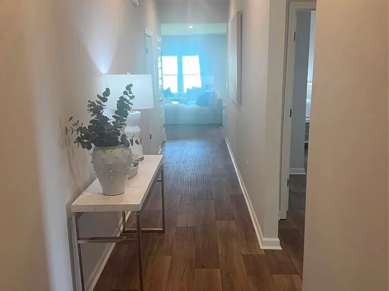 1162 Tibetan St — Photo 2