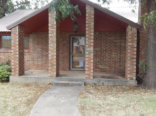 1006 W Harris St, Spur, TX 79370