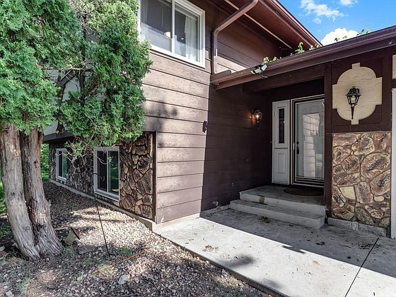 3rd image of 1344 Willow Lake Blvd