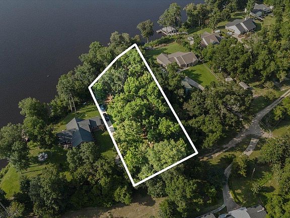 4th image of 19300 Talquin Dr