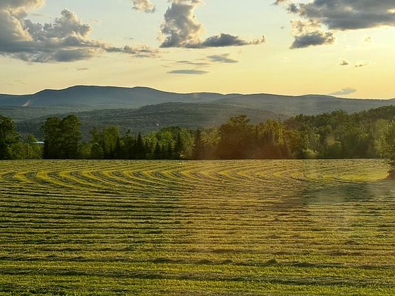 4th image of 254 Airport Road