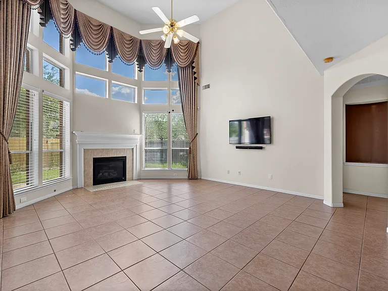 1111 Blue Leaf Dr — Photo 19