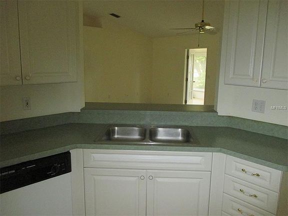 5th image of 4034 Felipi Ln