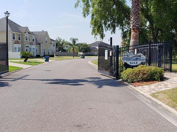 3rd image of 4861 Yacht Basin Dr