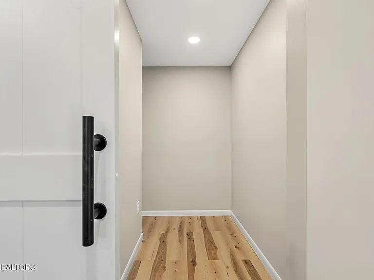 6741 Heatherbrook Dr — Photo 18