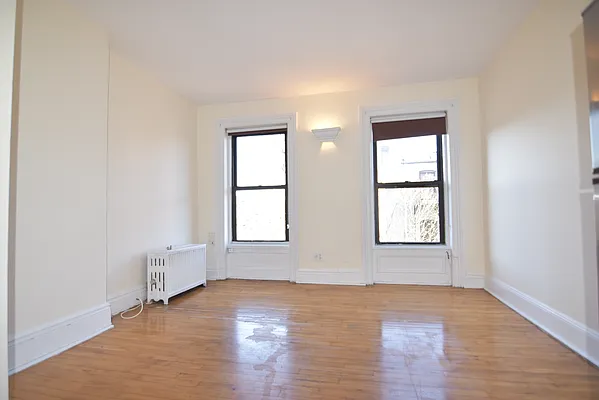 Rented by A P Realty Group NY LTD | media 6