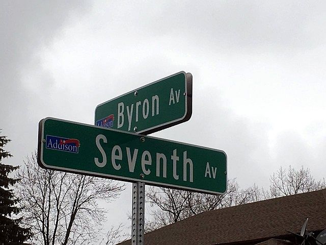 2nd image of 741 N 7th Ave