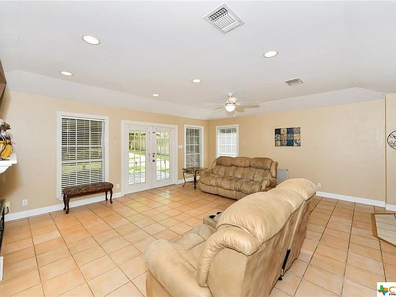4th image of 3510 Triola Dr