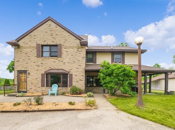 28440 37th St, Paw Paw, MI 49079