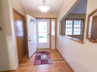 1285 Cypress Dr, Annandale, MN 55302