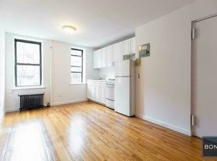 239 E 24th St APT 3A, New York, NY 10010