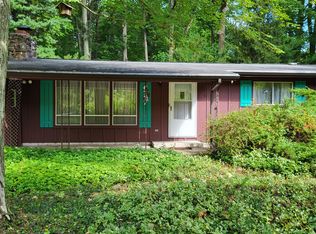 6227 Hillview Ct, Sawyer, MI 49125