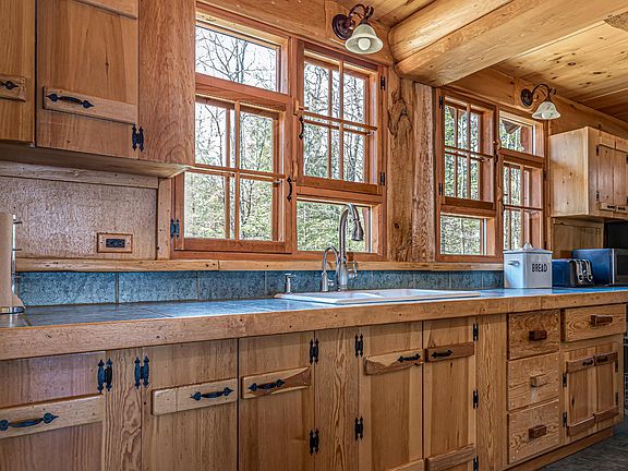 5th image of 3288 W Sand Lake Ln