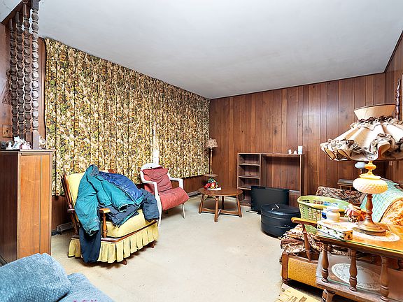 4th image of 4N259 Kenwood Ave