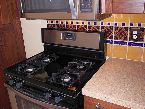 5th image of 4302 Garthwaite Ave