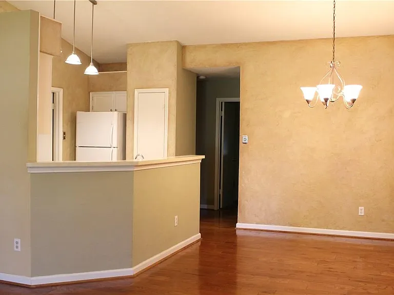 7422 Dallas Dr — Photo 4