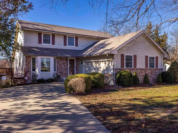 3800 SE 33rd Ter, Topeka, KS 66605