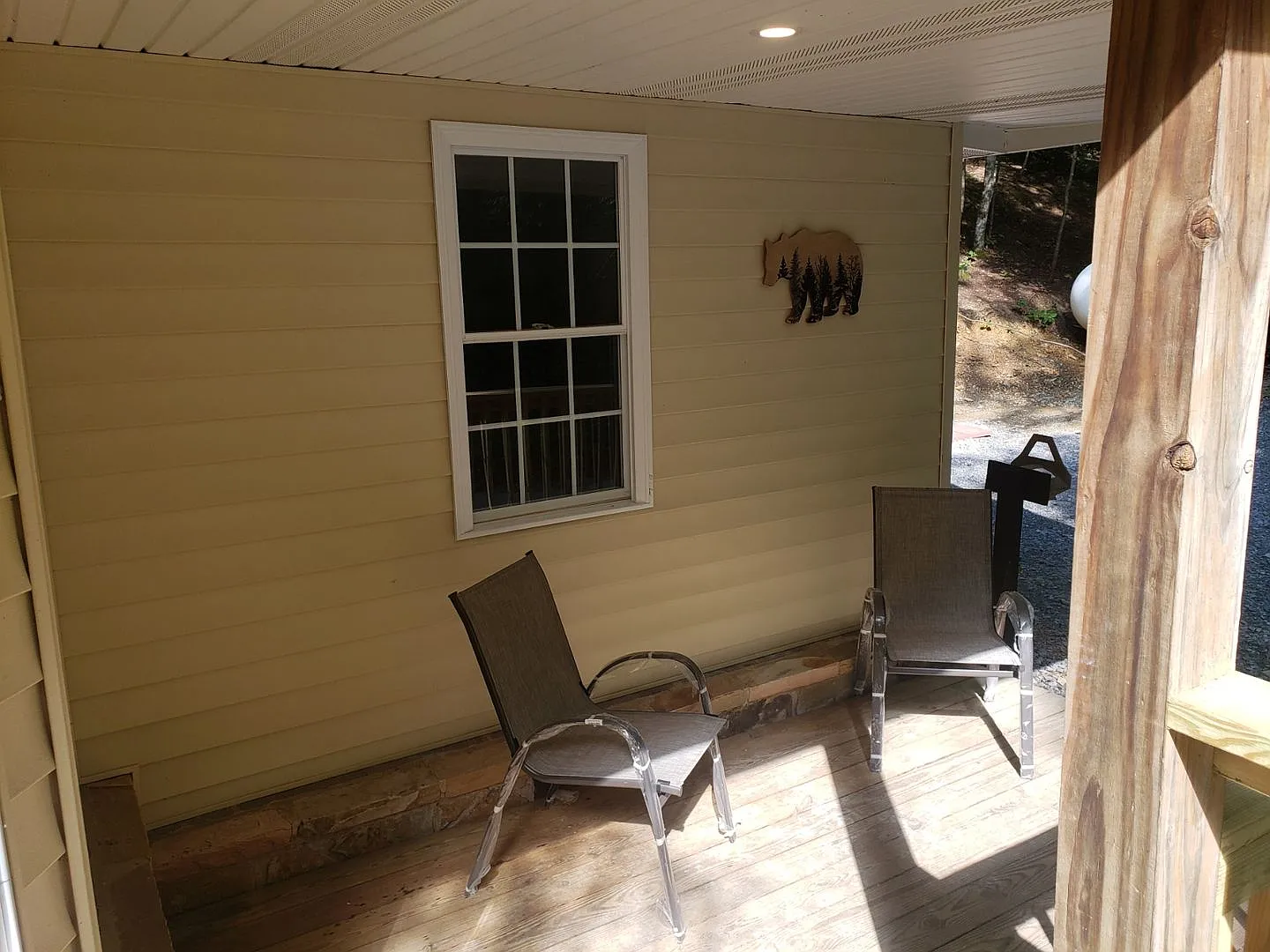 3 bed, 2.0 bath, 1436 sqft, $2,050 — Photo 4