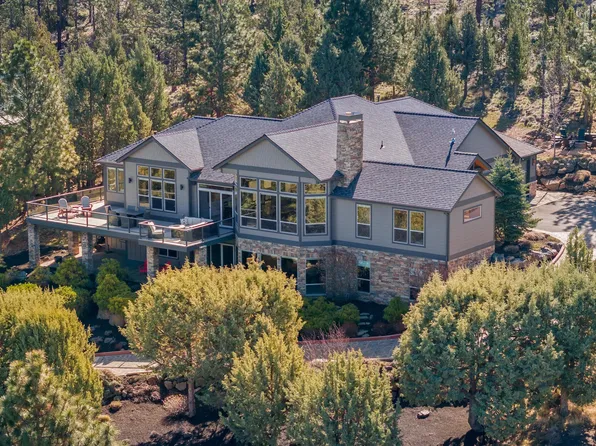 3315 Panorama Dr, Bend, OR 97703