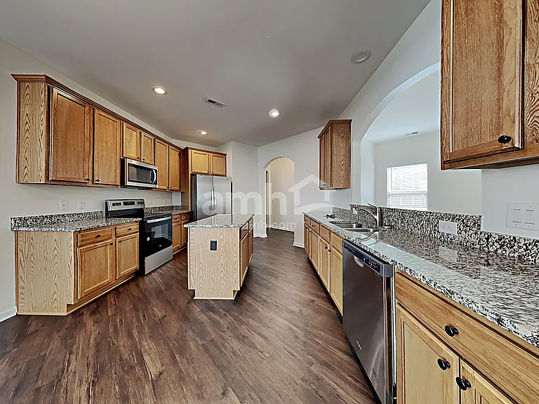 37 Sand Live Oak Dr — Photo 4