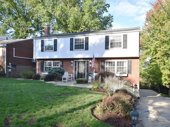 5376 Hacienda Dr, Pittsburgh, PA 15236