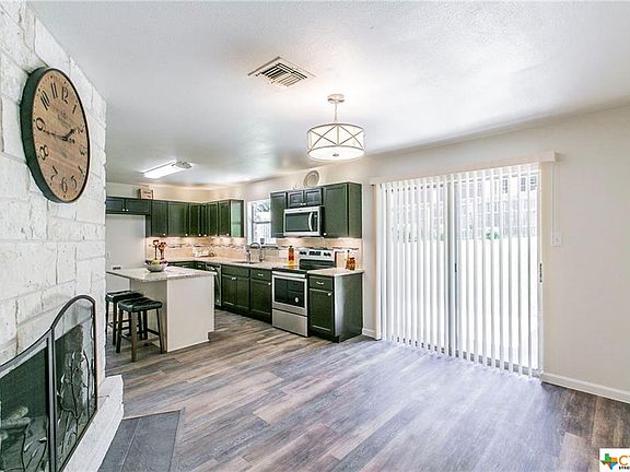 4th image of 3405 Las Moras Dr