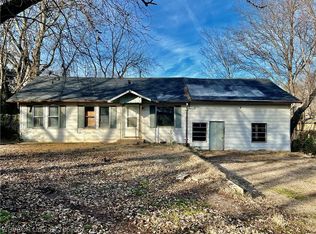 1211 N 46th St, Fort Smith, AR 72904