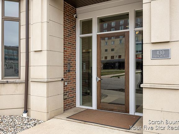 2nd image of 430 Union Ave NE #306