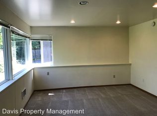 3816 13th Ave W APT 3, Seattle, WA 98119