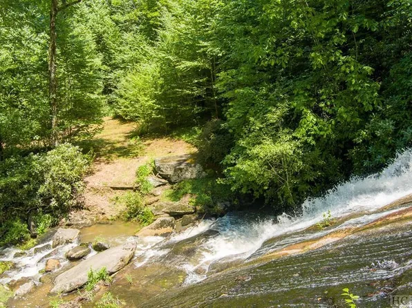TBD Memory Lane, Cullowhee, NC 28723