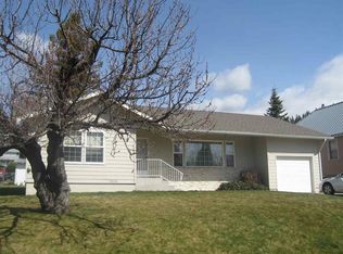 304 Old Mc Cloud Rd, Mount Shasta, CA 96067