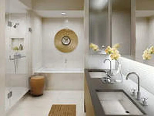 Sold by East Egg Realty | media 21