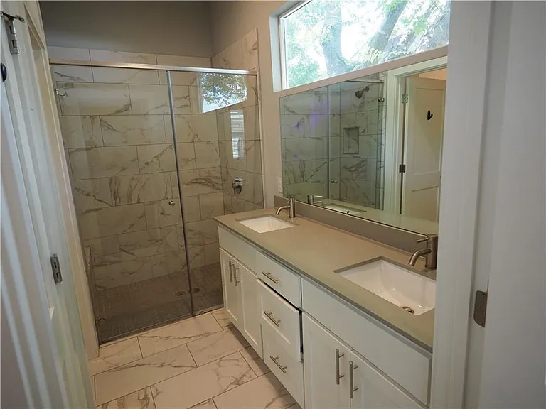 6913 Providence Ave #A — Photo 22